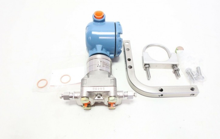 3051S1CD4A2E11A2AB4D1Q4 ROSEMOUNT