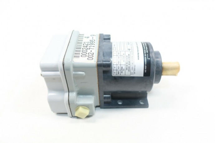 2210-132CC13 HUBBELL